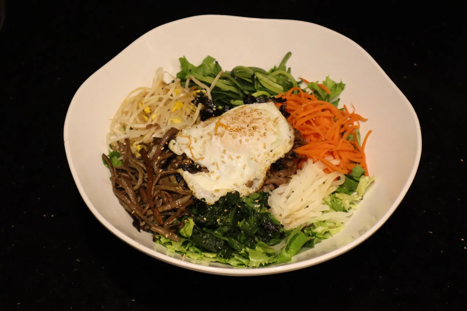 Classic bibimbap bowl